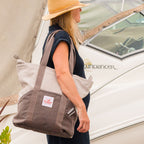 sandbar_tote_grey_scene